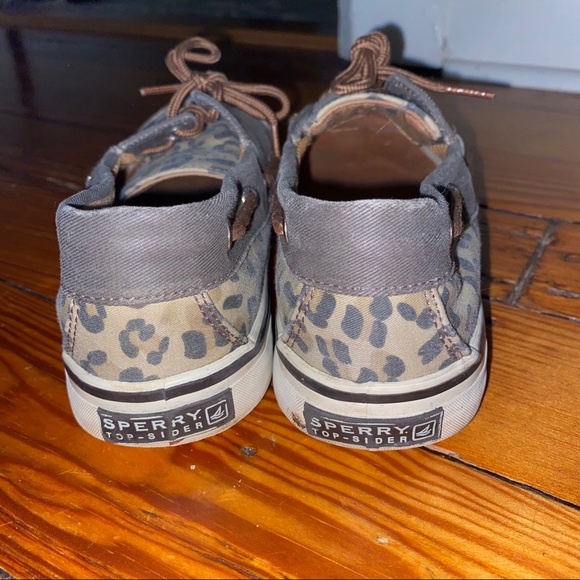 Sperry’s 7.5 Women’s Leopard Print Shoe - Used - Picture 3 of 6